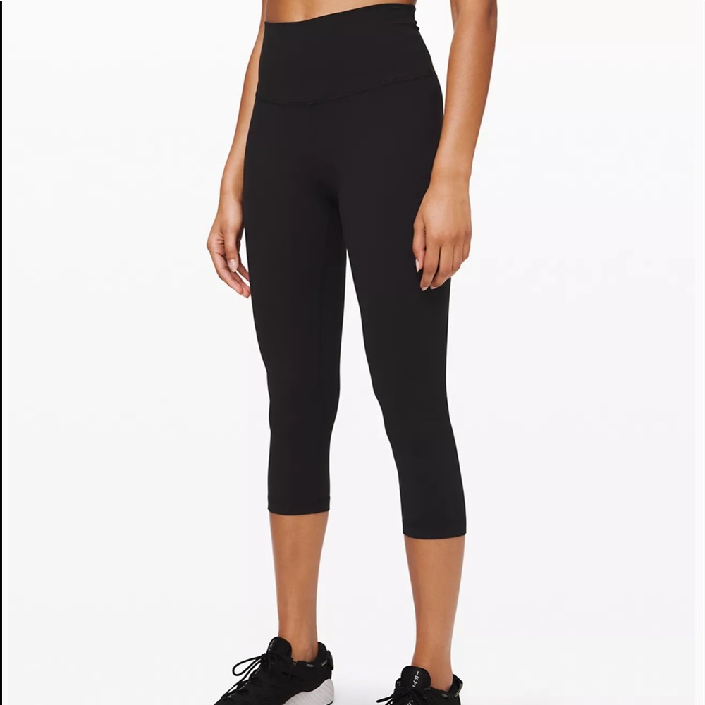NWOT Lululemon Crop Leggings Size 4